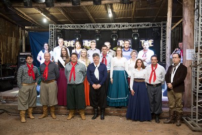 Presidente da Câmara e colegas Vereadores participaram dos Festejos Farroupilhas.